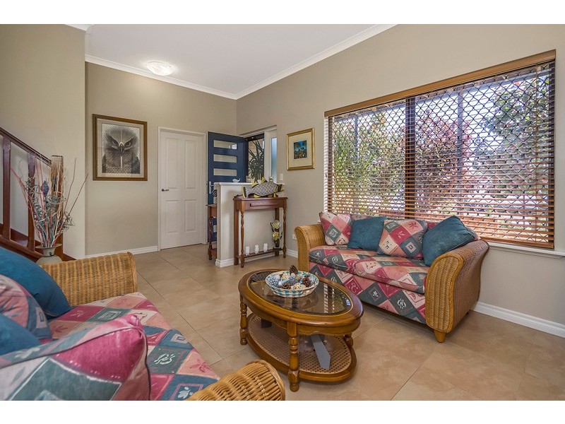 17 Weld Street, Rockingham WA 6168