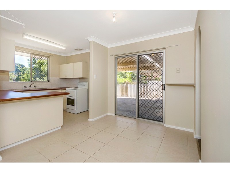 208 Safety Bay Road, Safety Bay WA 6169