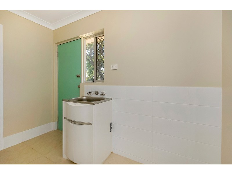 208 Safety Bay Road, Safety Bay WA 6169