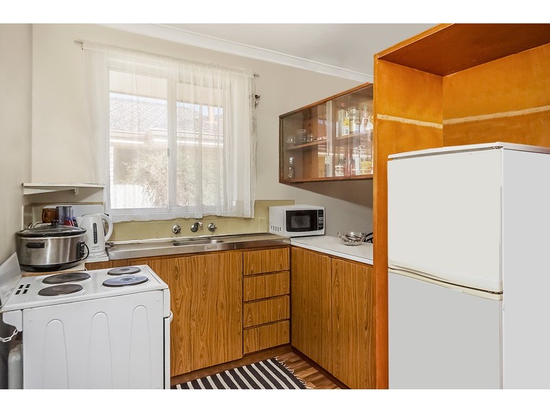 65B Saw Avenue, Rockingham WA 6168