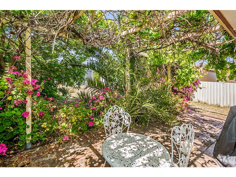 65B Saw Avenue, Rockingham WA 6168