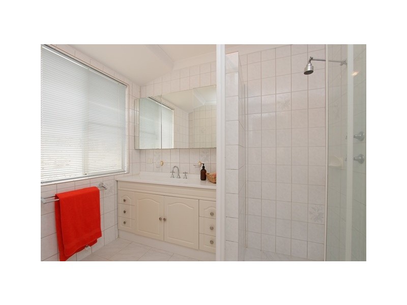 4 Cockatoo Close, Singleton WA 6175