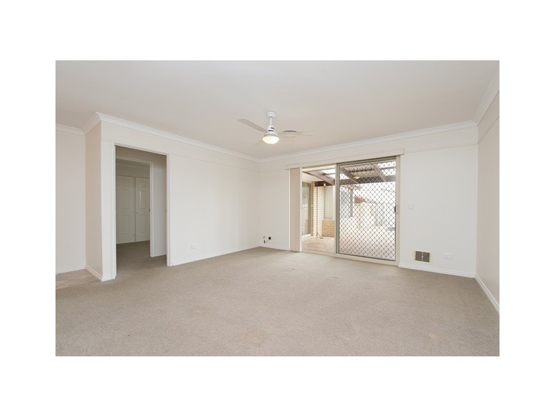 4 Cockatoo Close, Singleton WA 6175