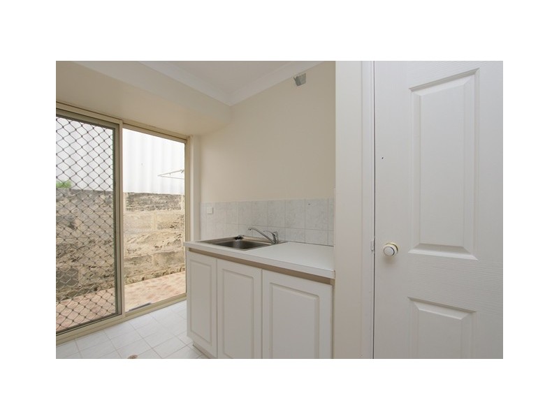 4 Cockatoo Close, Singleton WA 6175