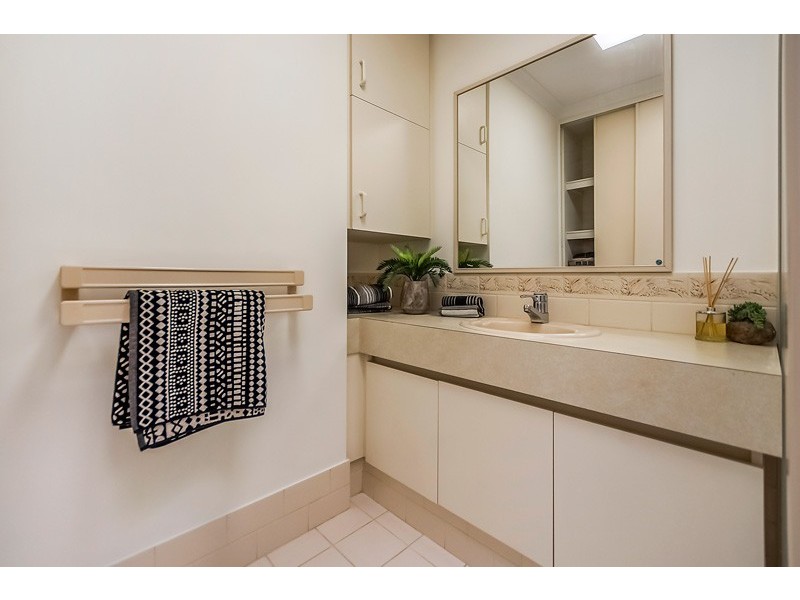 313 17-21 Hefron Street, Rockingham WA 6168