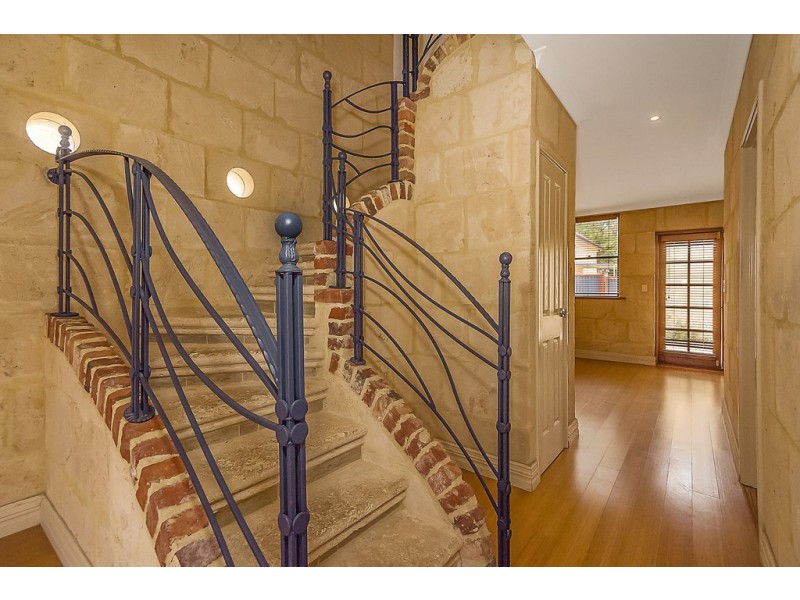 7B Radford Place, Safety Bay WA 6169