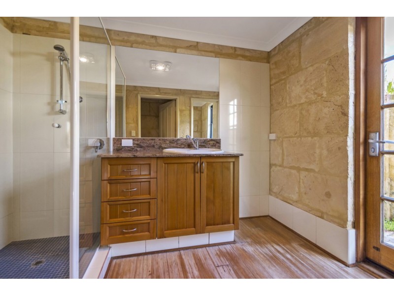 7B Radford Place, Safety Bay WA 6169