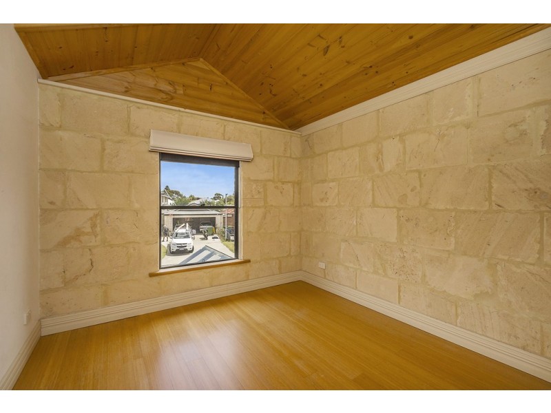 7B Radford Place, Safety Bay WA 6169