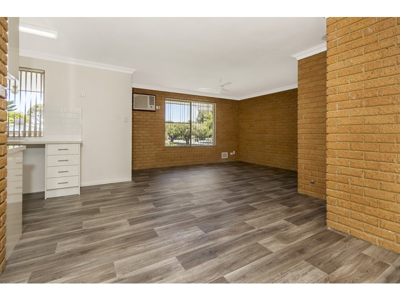 141 Fendam Street, Warnbro WA 6169