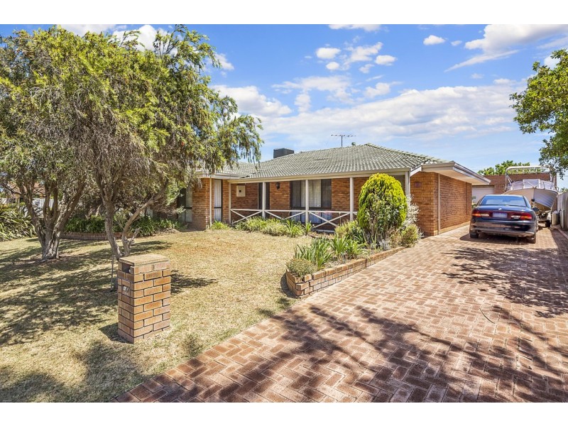 73 Donald Drive, Safety Bay WA 6169