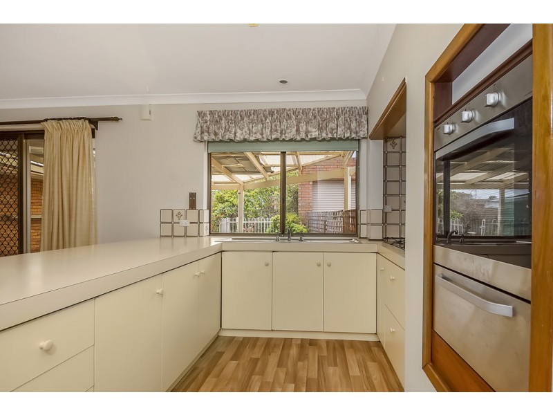 73 Donald Drive, Safety Bay WA 6169