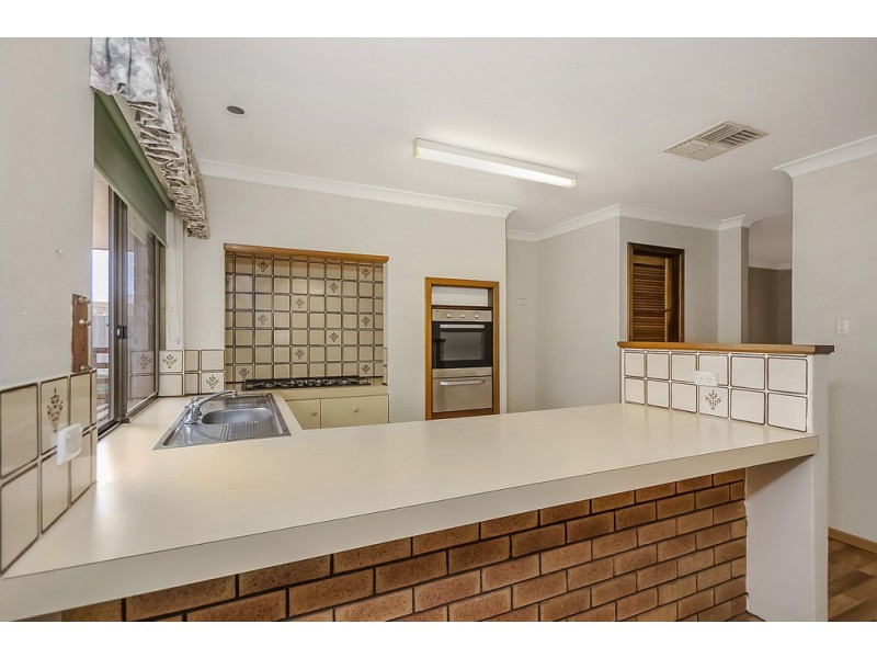 73 Donald Drive, Safety Bay WA 6169