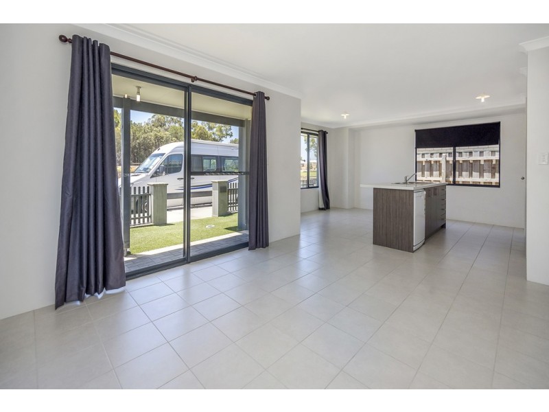 8 Epidote Vista, Wellard WA 6170