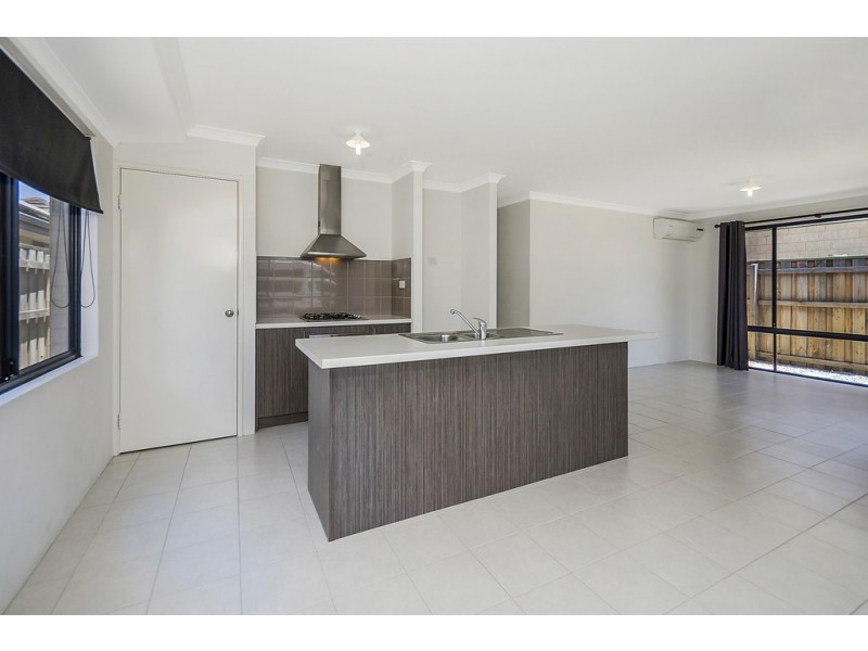 8 Epidote Vista, Wellard WA 6170