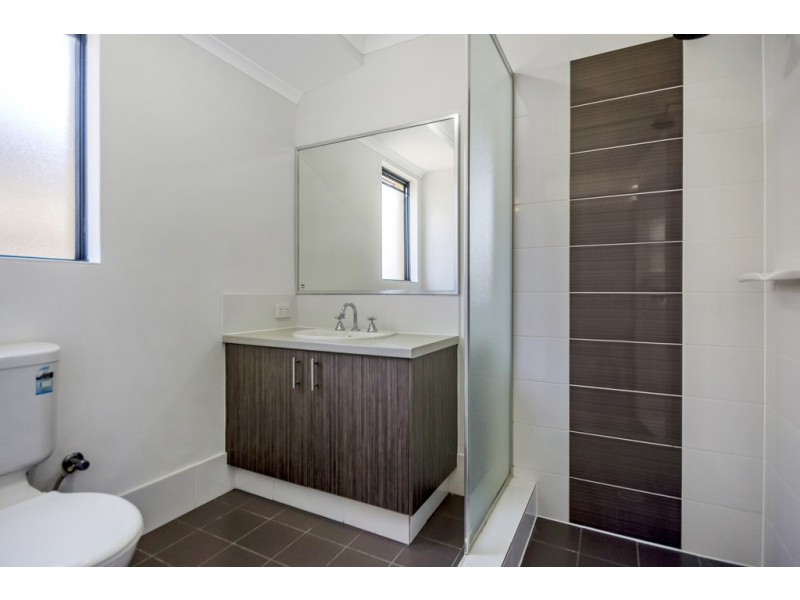 8 Epidote Vista, Wellard WA 6170