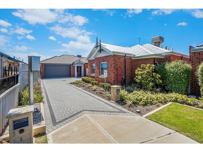 Unit 3/8 Seaspray Place, Waikiki WA 6169