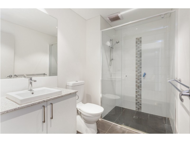 2/95 Chalgrove Avenue, Rockingham WA 6168