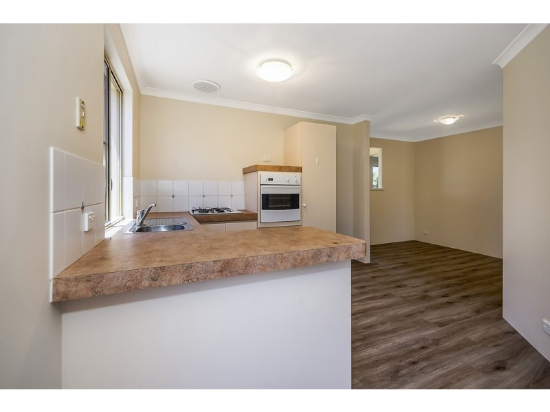 9/16 Shoalhaven Place, Waikiki WA 6169
