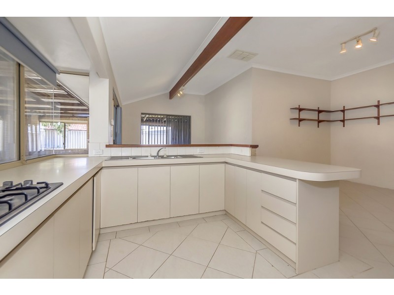3 Majestic Close, Port Kennedy WA 6172