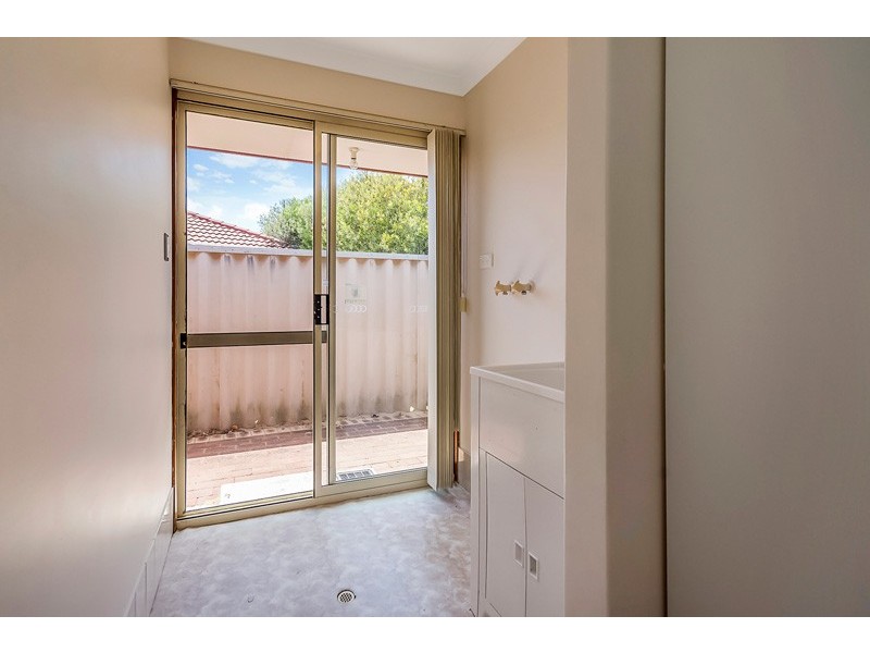 6 Orkney Mews, Waikiki WA 6169