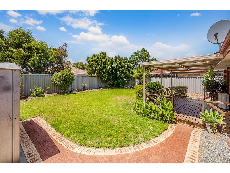 6 Orkney Mews, Waikiki WA 6169