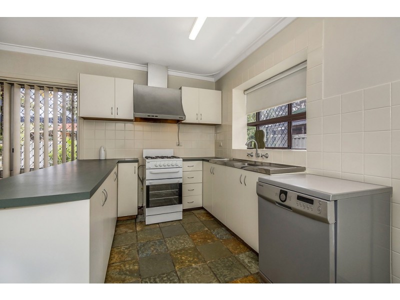 2 Corona Close, Rockingham WA 6168