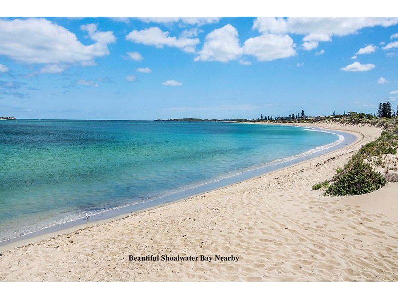 1/5 King George Street, Shoalwater WA 6169