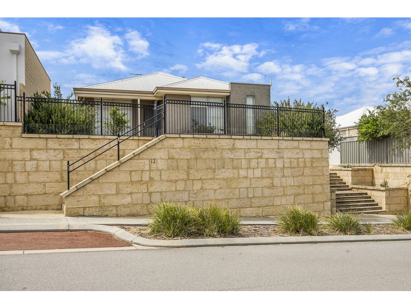 13 Petworth Street, Wellard WA 6170