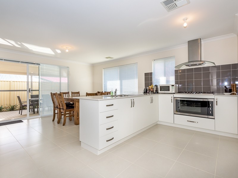 10 Monjon Way, Baldivis WA 6171