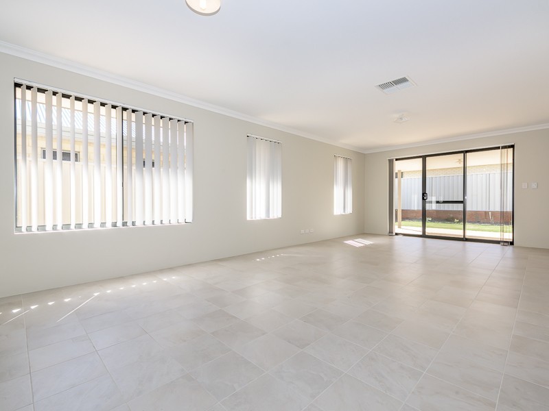 50 Molonglo Crescent, Baldivis WA 6171