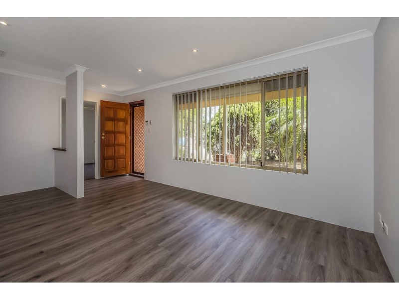 105 Coronata Drive, Warnbro WA 6169