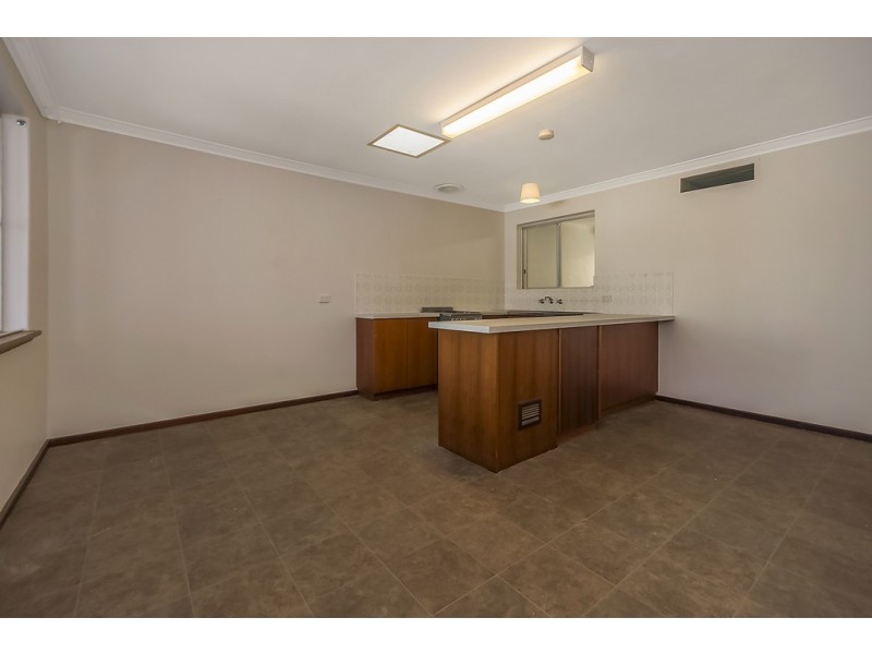 1/17 Seaforth Road, Shoalwater WA 6169