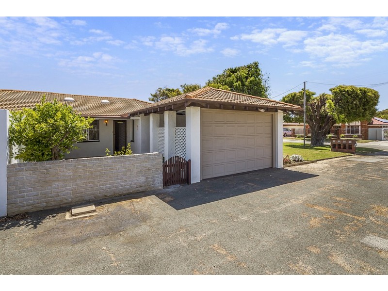 1/17 Seaforth Road, Shoalwater WA 6169