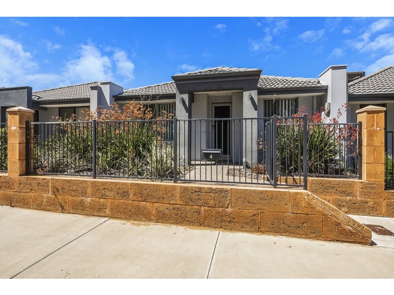 4 Splendour Road, Baldivis WA 6171