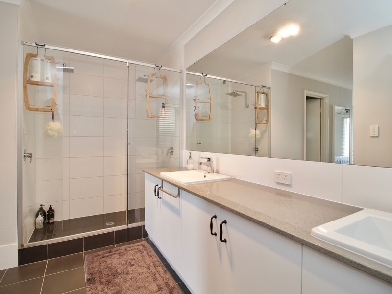 10 Crimson Road, Karnup WA 6176