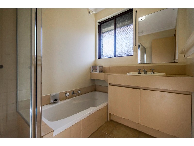 109 Seabrooke Avenue, Rockingham WA 6168