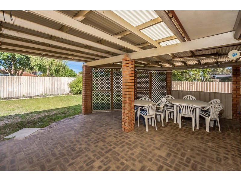 109 Seabrooke Avenue, Rockingham WA 6168