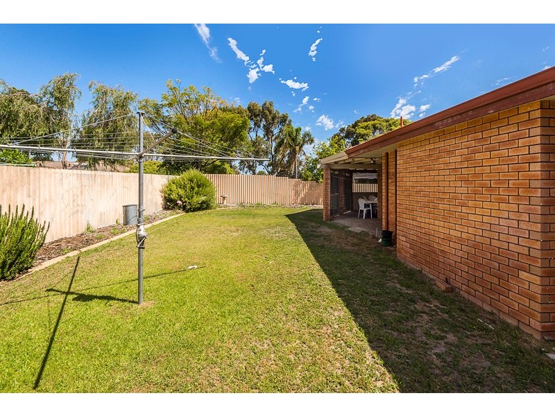 109 Seabrooke Avenue, Rockingham WA 6168