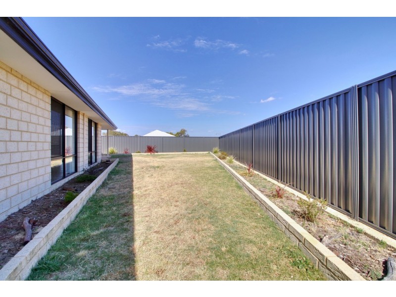 2 Mikado Street, Baldivis WA 6171