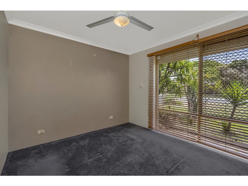25 Minigwal Way, Waikiki WA 6169