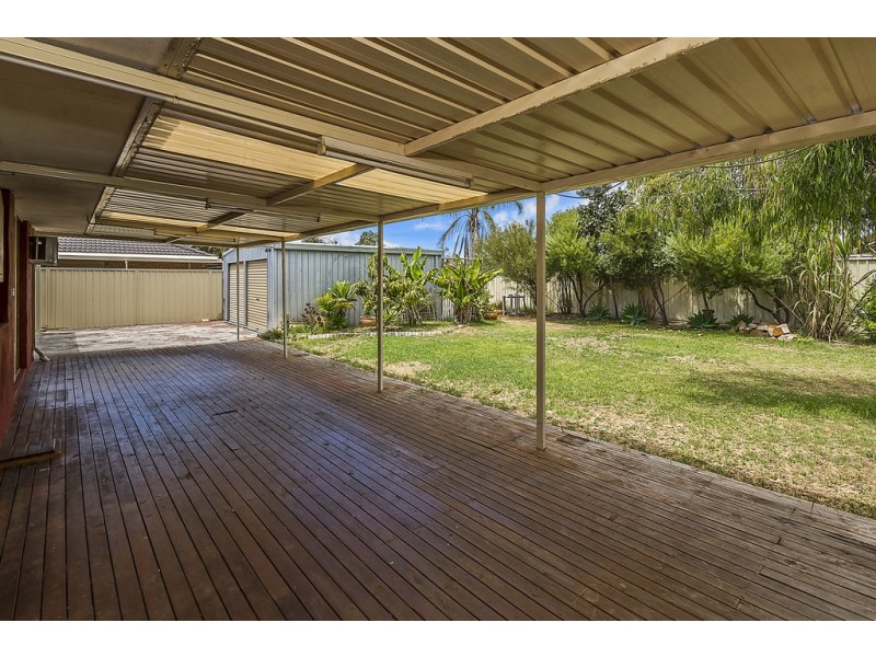 25 Minigwal Way, Waikiki WA 6169