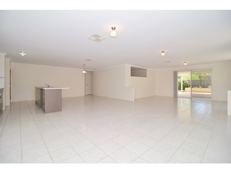 12 Arthurian Way, Baldivis WA 6171