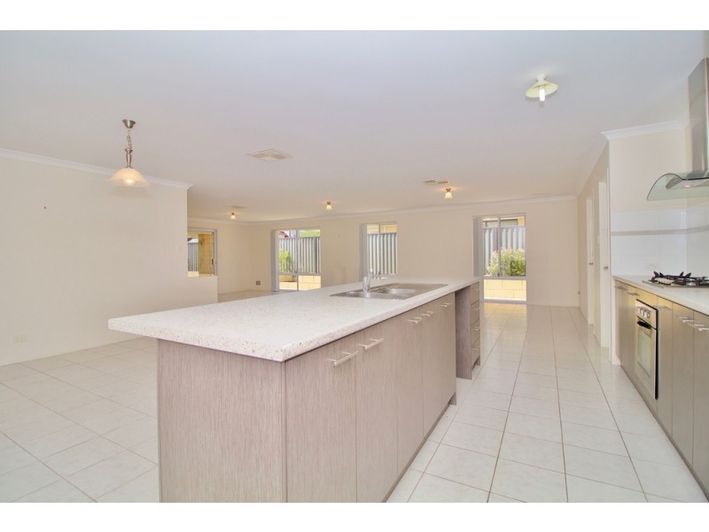 12 Arthurian Way, Baldivis WA 6171