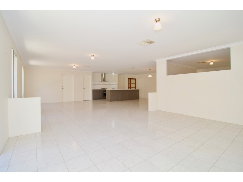 12 Arthurian Way, Baldivis WA 6171