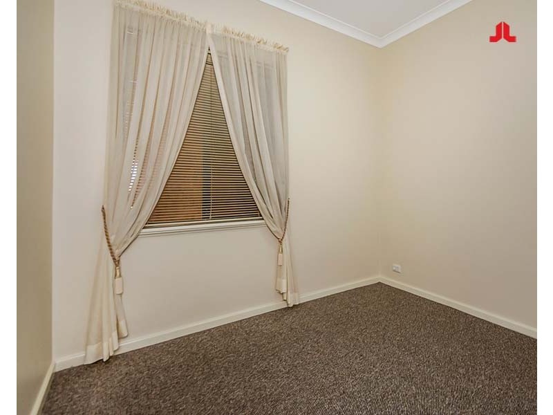 Apartment 12 / 50 Woodlake Retreat, Kingsley WA 6026