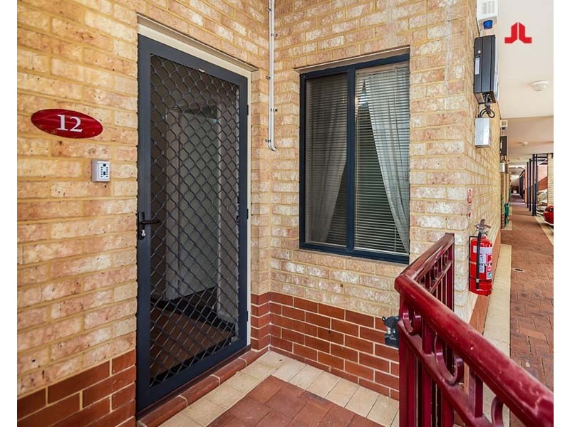 Apartment 12 / 50 Woodlake Retreat, Kingsley WA 6026