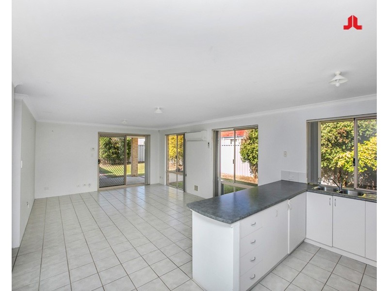 102 Fisher Street, Rockingham WA 6168