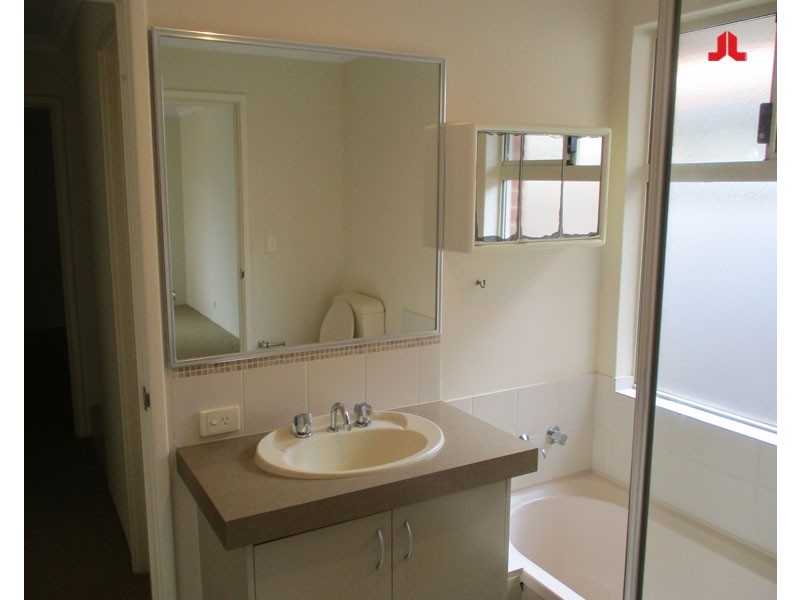 6/4 Bristol Street, Warnbro WA 6169