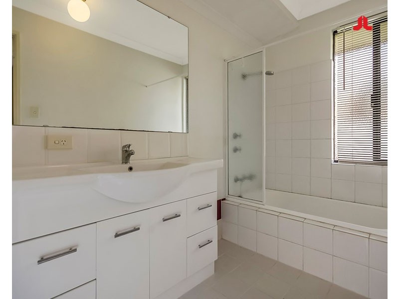 14 Tillery Way, Secret Harbour WA 6173