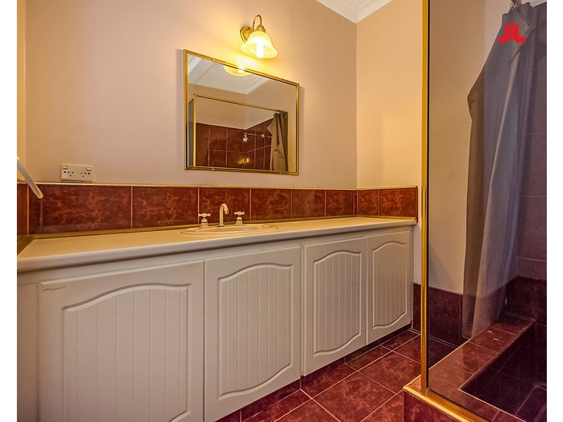 29 Edgewater Road, Safety Bay WA 6169